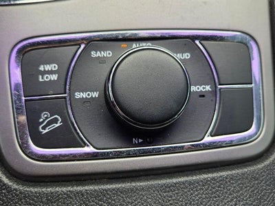 2019 Jeep Grand Cherokee Laredo 4x4
