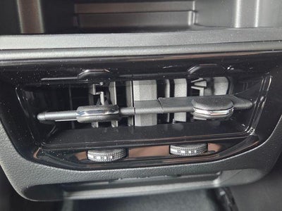 2026 Jeep Grand Cherokee Laredo 4x4