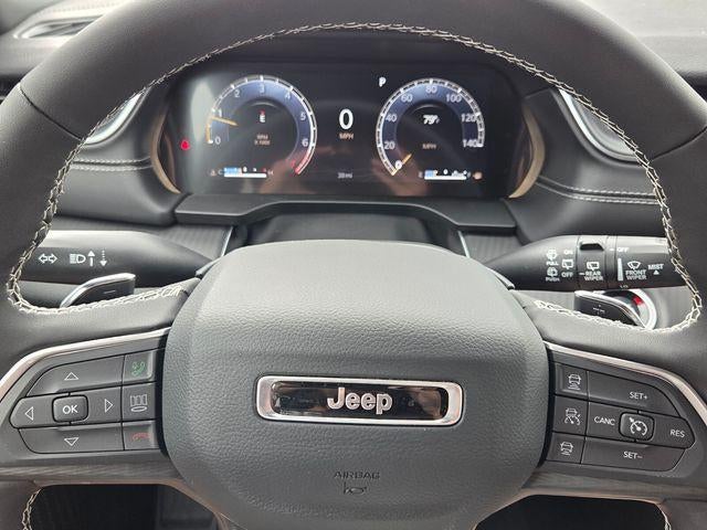 2026 Jeep Grand Cherokee Laredo 4x4