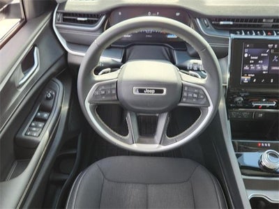 2024 Jeep Grand Cherokee L Laredo 4x4