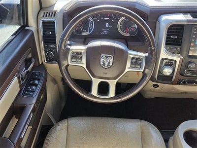 2017 RAM 1500 Laramie 4x2 Crew Cab 5'7" Box