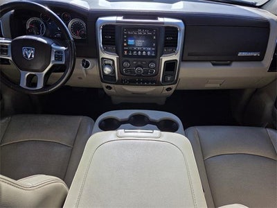 2017 RAM 1500 Laramie 4x2 Crew Cab 5'7" Box