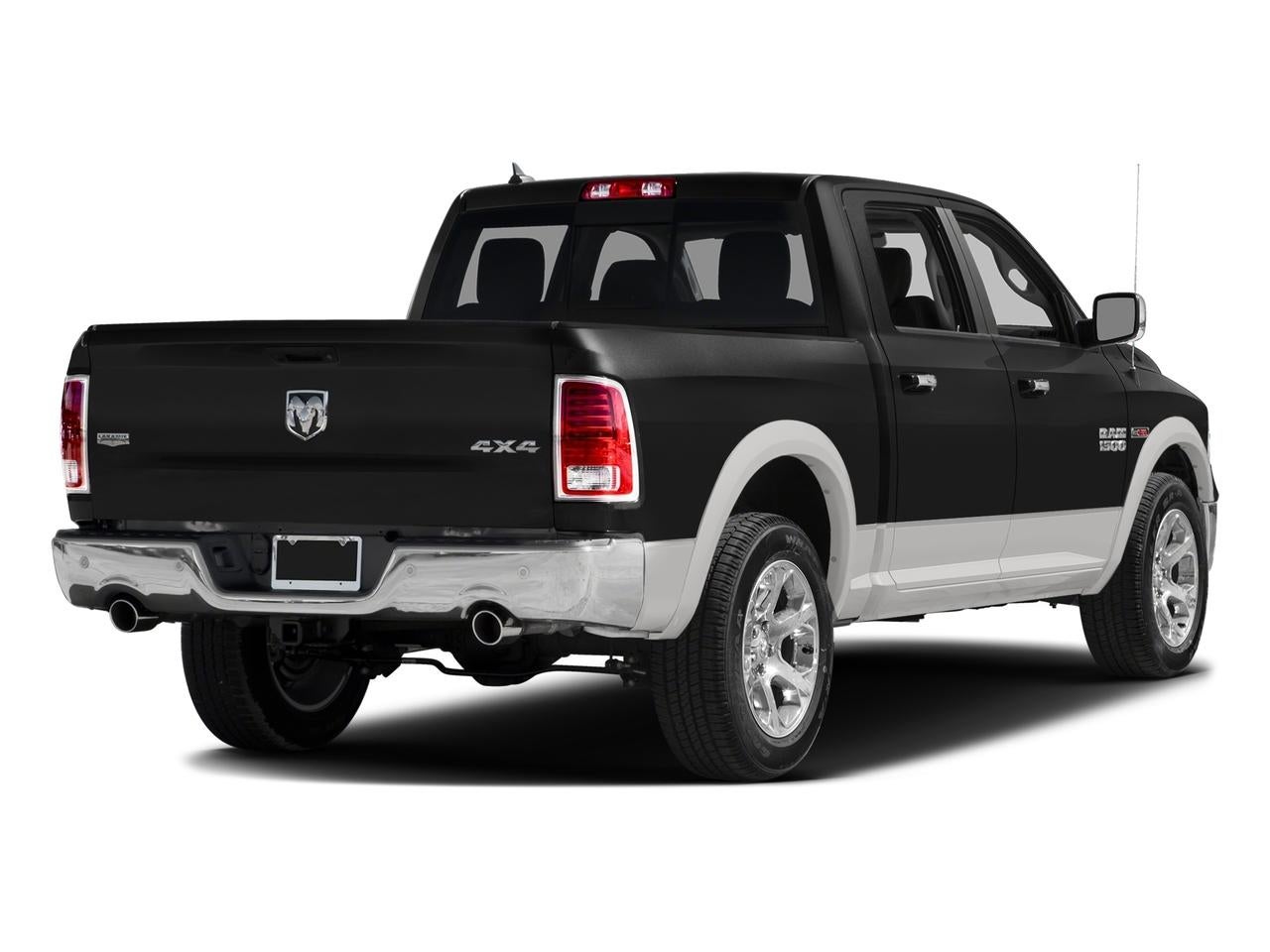 2017 RAM 1500 Laramie 4x2 Crew Cab 5'7" Box
