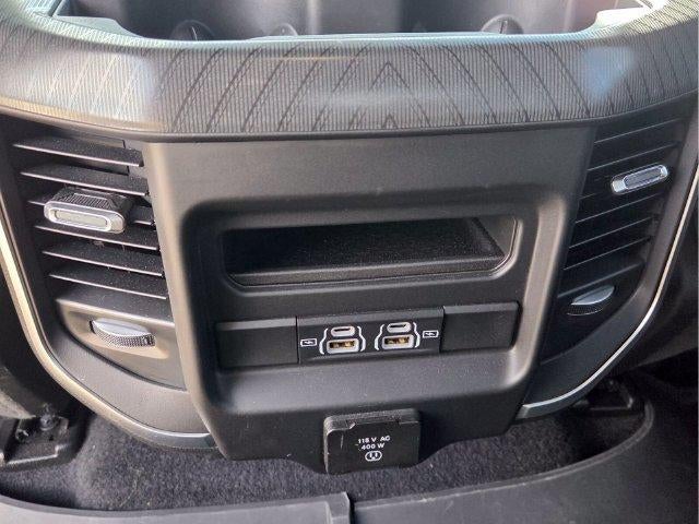 2025 RAM 1500 Big Horn 4x4 Crew Cab 5'7" Box