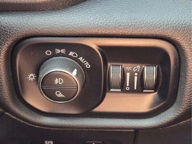 2025 RAM 1500 Laramie 4x4 Crew Cab 5'7" Box