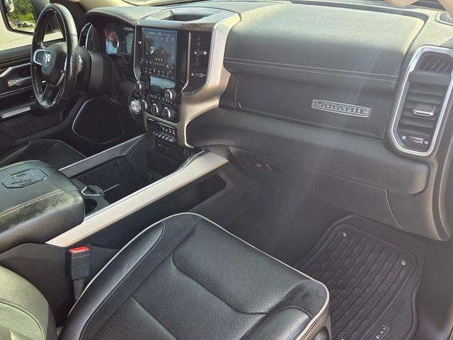 2019 RAM 1500 Laramie 4x4 Crew Cab 5'7" Box