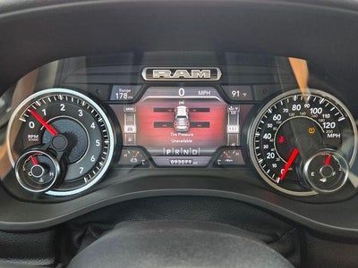 2019 RAM 1500 Laramie 4x4 Crew Cab 5'7" Box