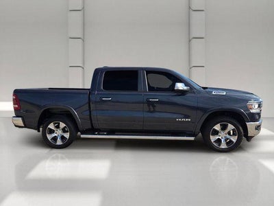 2019 RAM 1500 Laramie 4x4 Crew Cab 5'7" Box