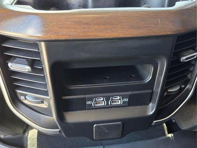 2022 RAM 1500 Laramie 4x4 Crew Cab 5'7" Box