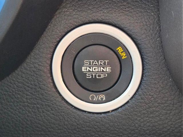 2022 RAM 1500 Laramie 4x4 Crew Cab 5'7" Box