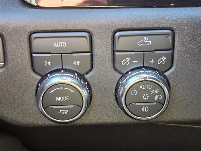 2024 GMC Sierra 1500 Crew Cab Short Box 4-Wheel Drive Elevation 3SB