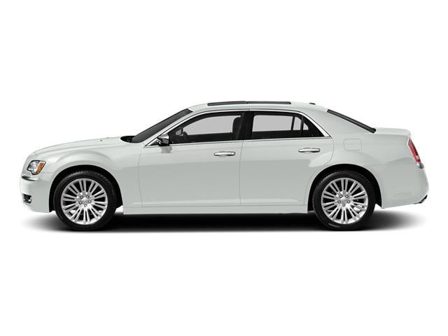 2014 Chrysler 300 4dr Sdn RWD
