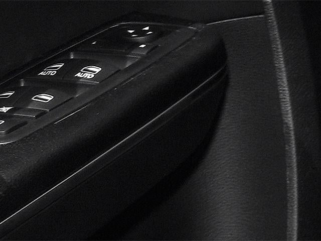 2014 Chrysler 300 4dr Sdn RWD