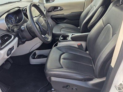 2024 Chrysler Pacifica Touring L FWD