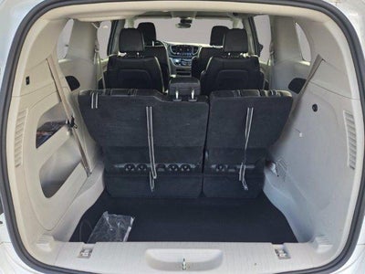 2024 Chrysler Pacifica Touring L FWD