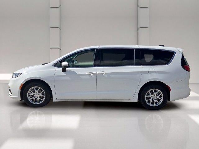 2023 Chrysler Pacifica Touring L FWD