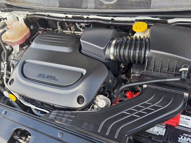 2023 Chrysler Pacifica Touring L FWD