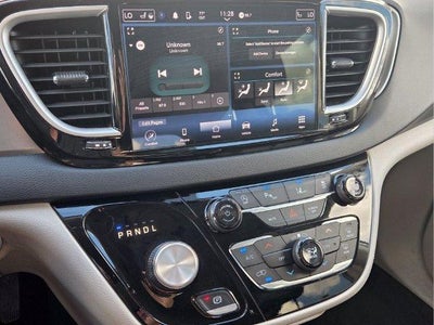 2023 Chrysler Pacifica Touring L FWD