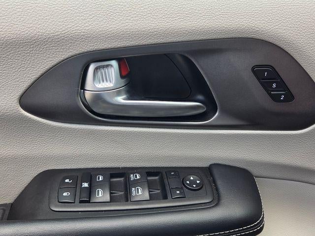 2023 Chrysler Pacifica Touring L FWD