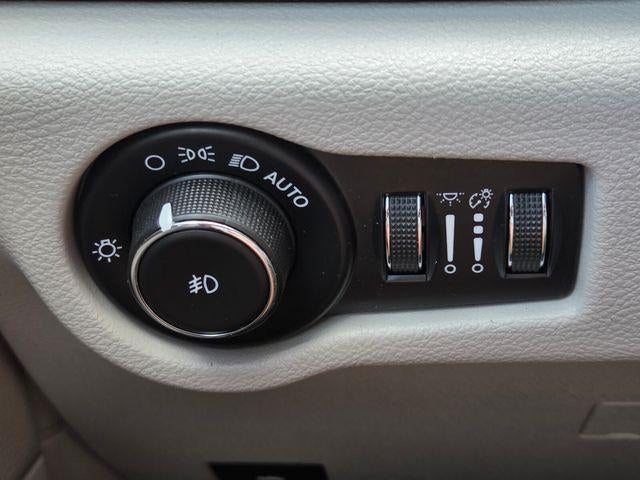 2023 Chrysler Pacifica Touring L FWD