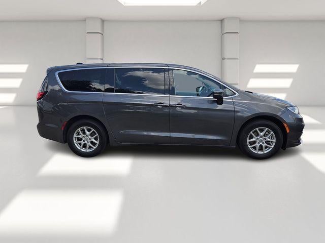 2023 Chrysler Pacifica Touring L FWD