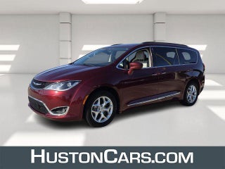 2017 Chrysler Pacifica Touring-L FWD