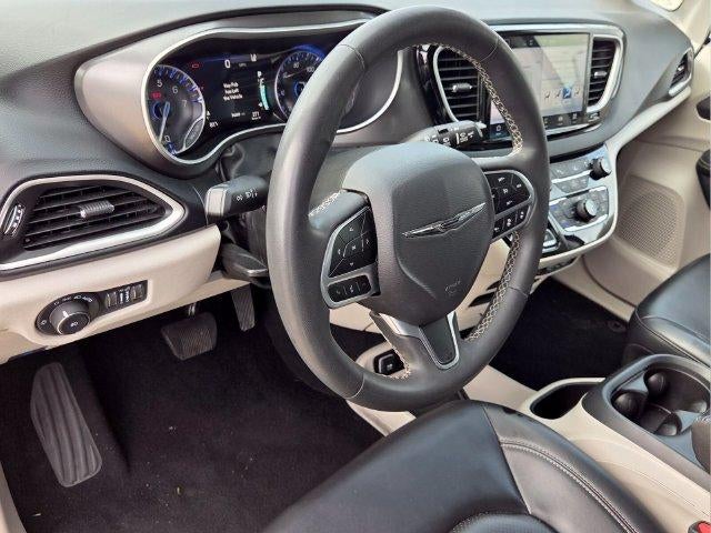 2023 Chrysler Pacifica Touring L FWD