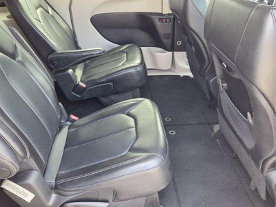 2023 Chrysler Pacifica Touring L FWD