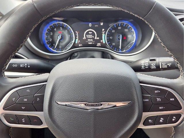 2023 Chrysler Pacifica Touring L FWD