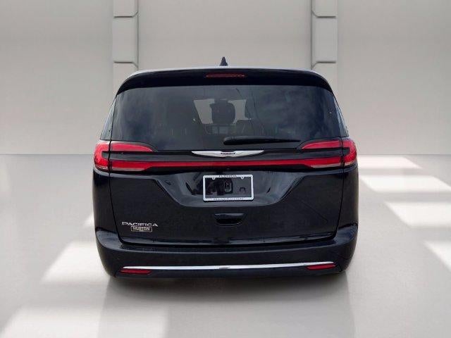 2023 Chrysler Pacifica Touring L FWD