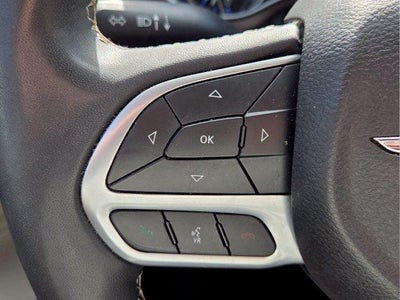 2023 Chrysler Voyager LX FWD