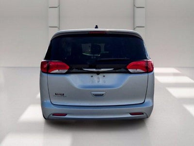 2023 Chrysler Voyager LX FWD