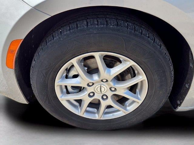 2023 Chrysler Voyager LX FWD