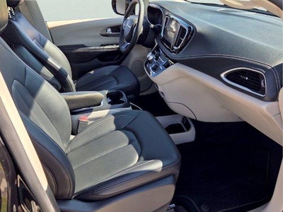 2024 Chrysler Pacifica Touring L AWD