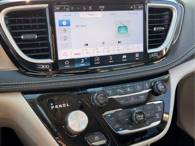 2024 Chrysler Pacifica Touring L AWD