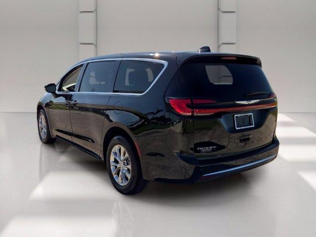 2024 Chrysler Pacifica Touring L AWD