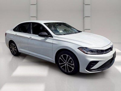 2025 Volkswagen Jetta Sport Auto