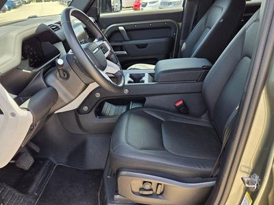 2025 Land Rover Defender 110 P300 S